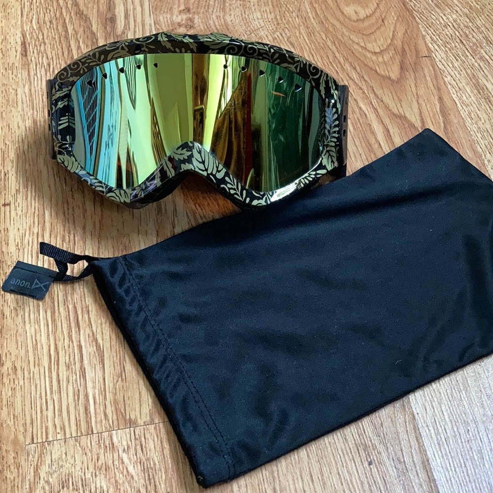 Anon. by Burton Snowboard Goggles